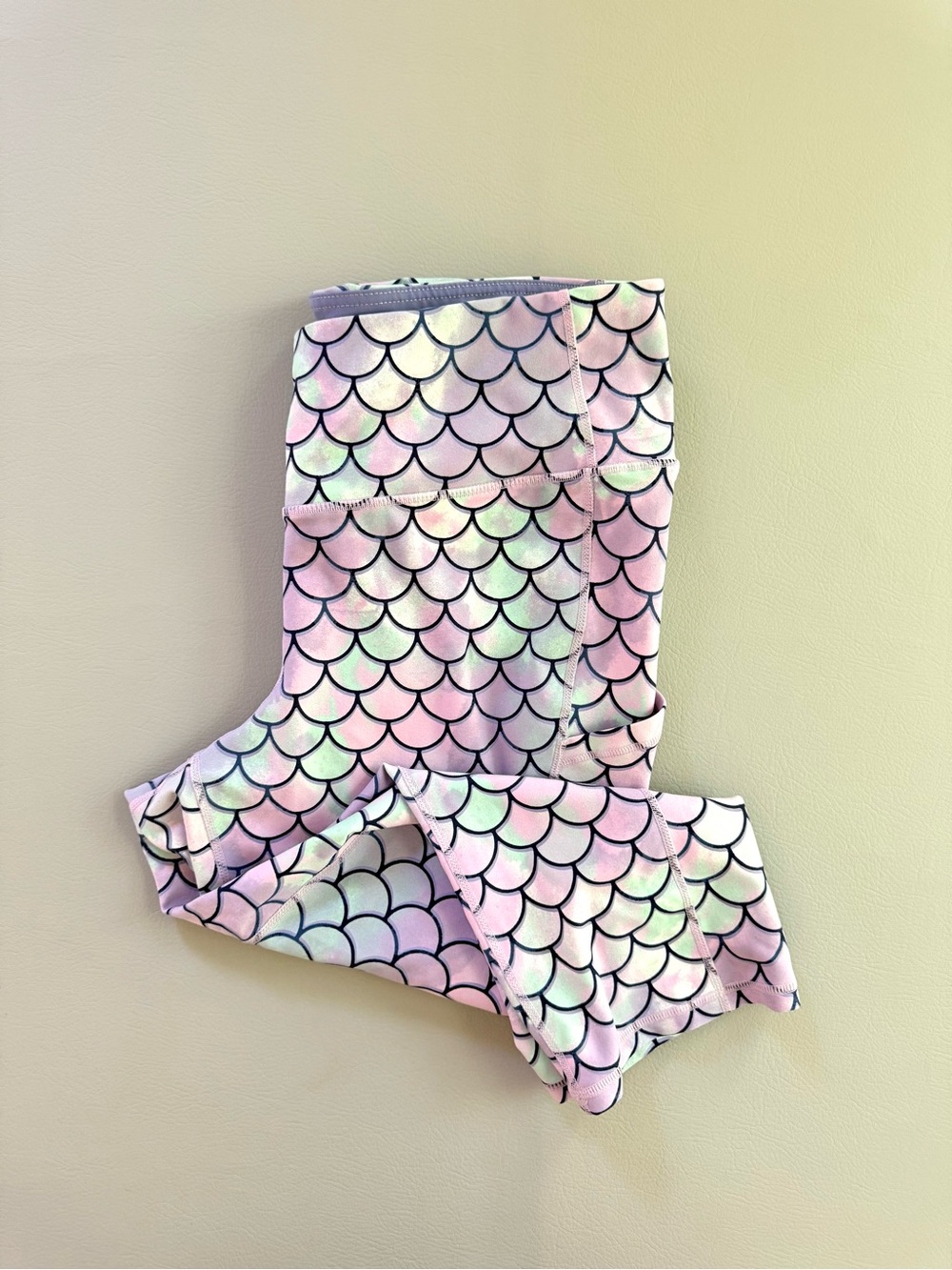 Torrid Plus Sz 2 - 18/20 Disney Princess Little Mermaid High Rise Capri Leggings